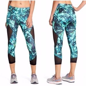 Athleta Mesh Napali Sonar Capri Black Green Small